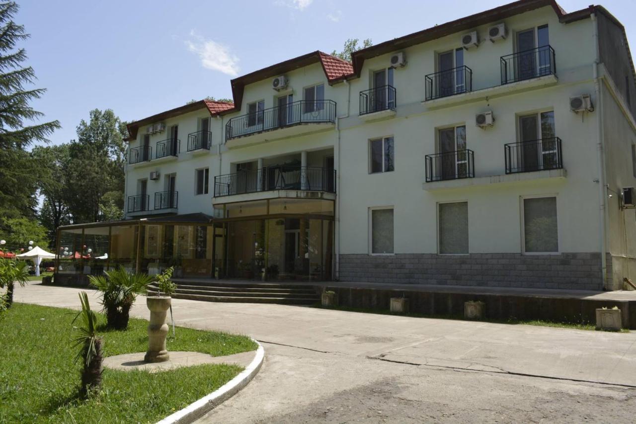 Imeri Park Hotel 쿠타이시 외부 사진