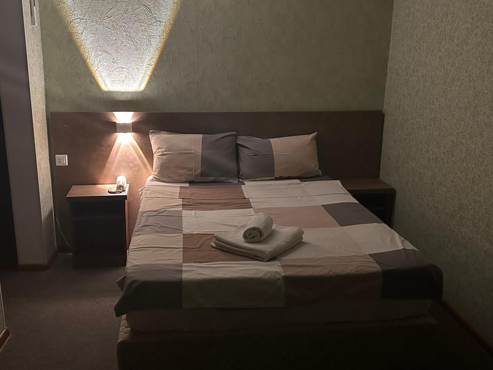 Imeri Park Hotel 쿠타이시 외부 사진